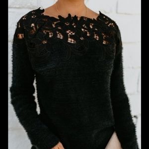 Women's black soft laced top